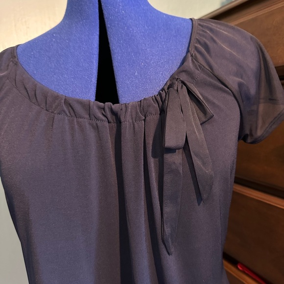 Vintage Suzie short sleeve navy polyester top, sheer sleeves, tie on front, L - Picture 2 of 4